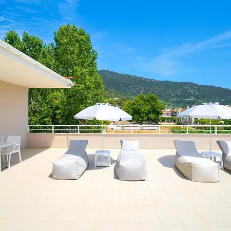 Elena Appartement *